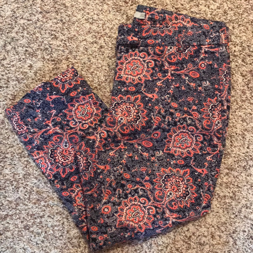 Patterned dress pants